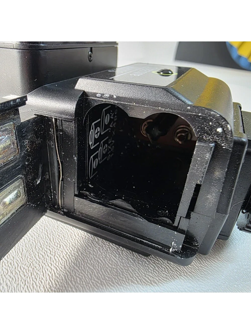 Sunpak auto 221